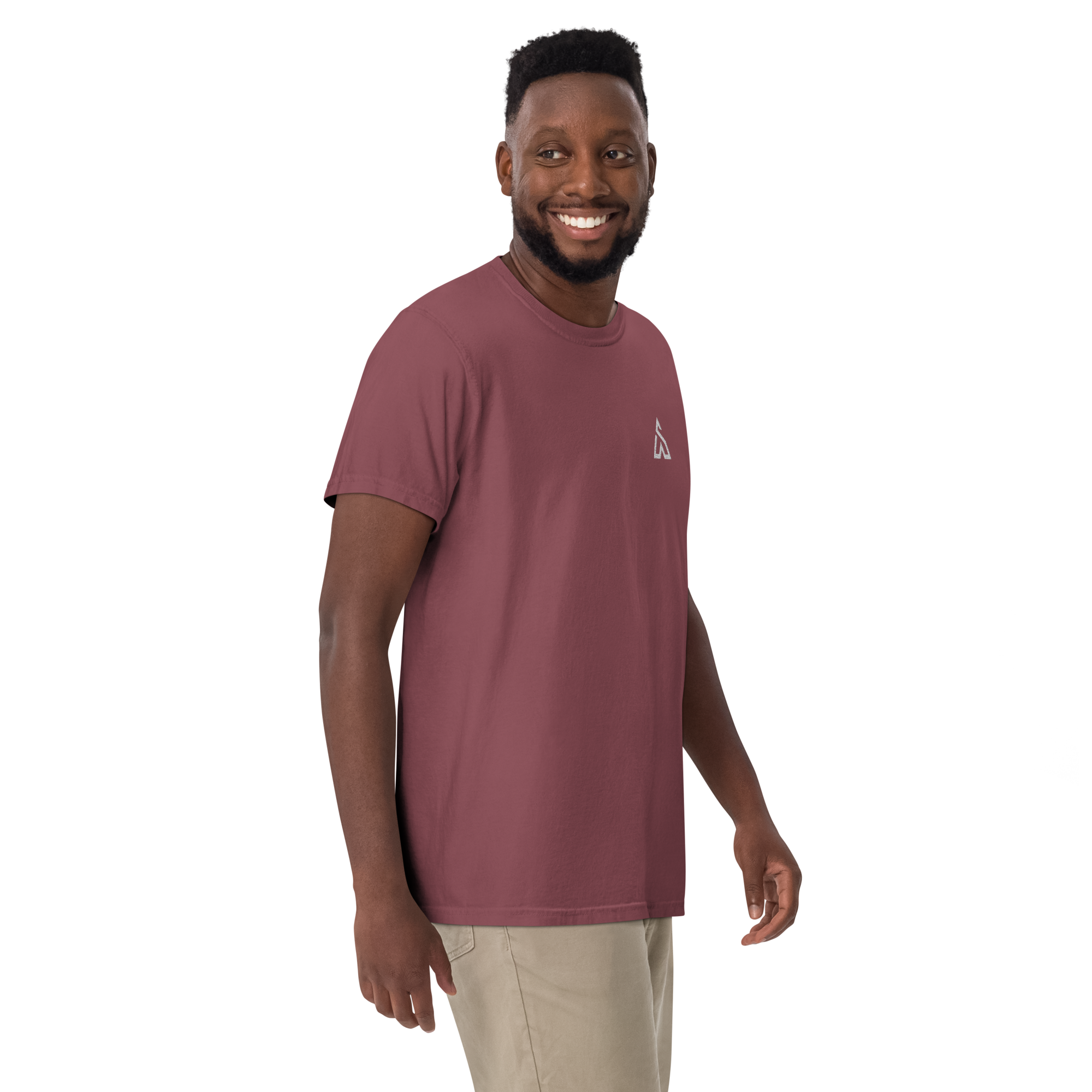 STATEMENT Tee